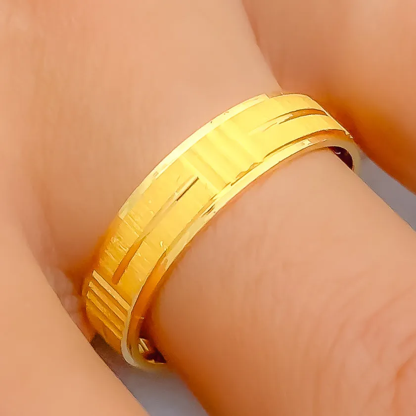 Alternating Striped 22k Gold Textured Band