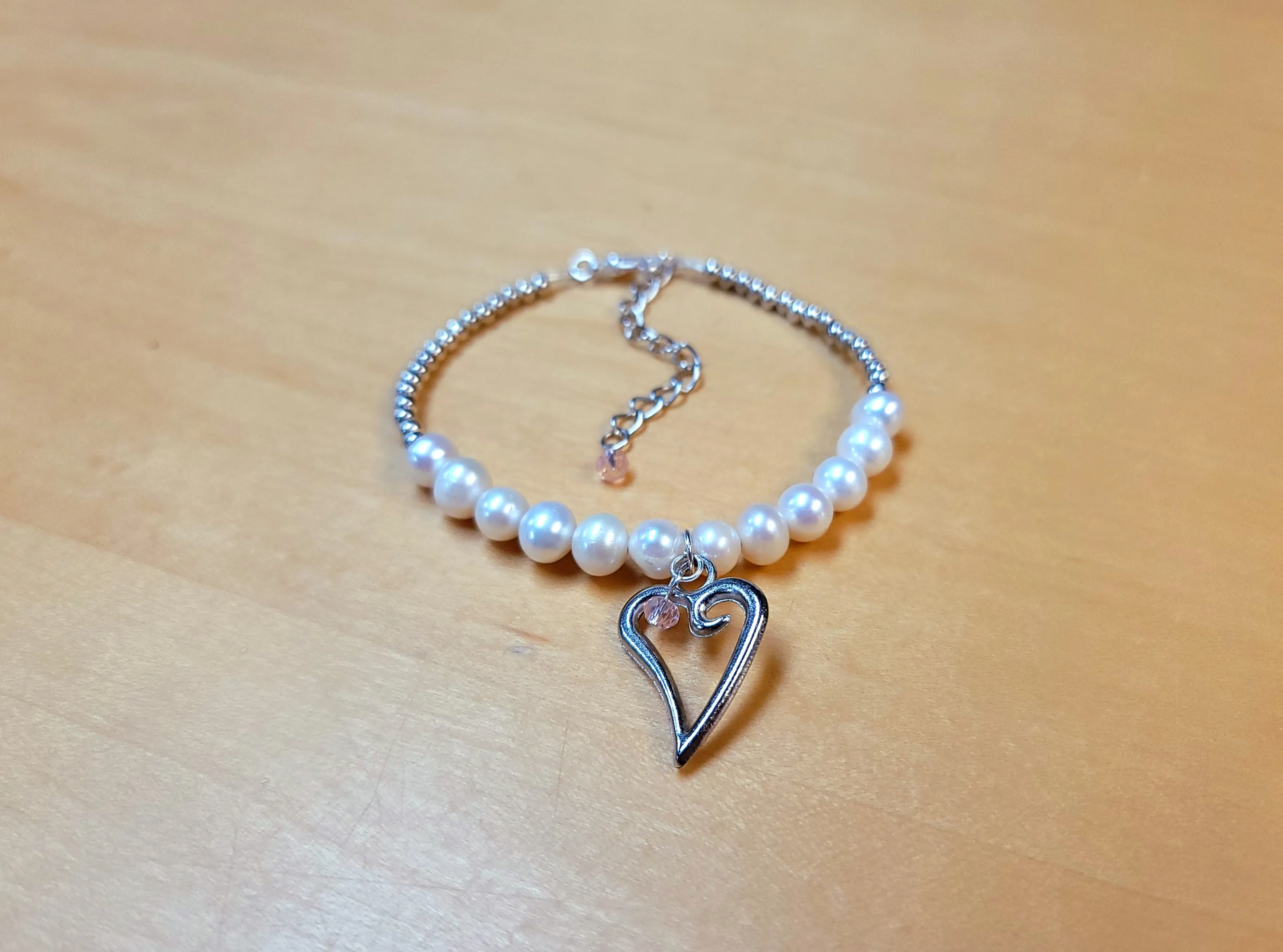 Pearl w/Heart Charm Bracelet