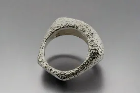 textured squared ring